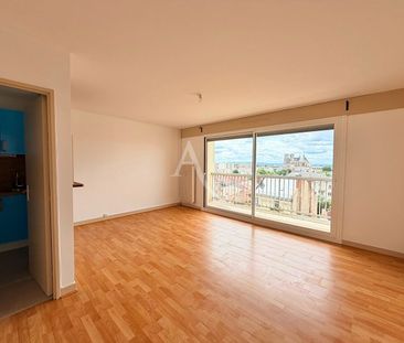 Location Appartement 1 pièce 31m² - Photo 2