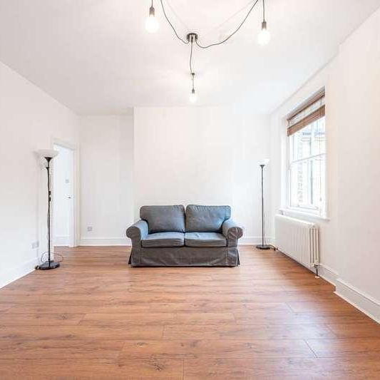 Grove Place, Hampstead, NW3 - Photo 1