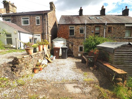 2 bedroom terraced house to rent - Photo 1