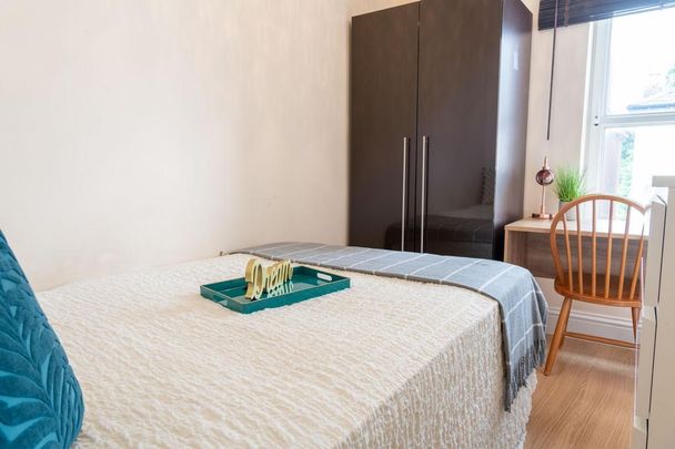 4 bedroom house to rent - Photo 1