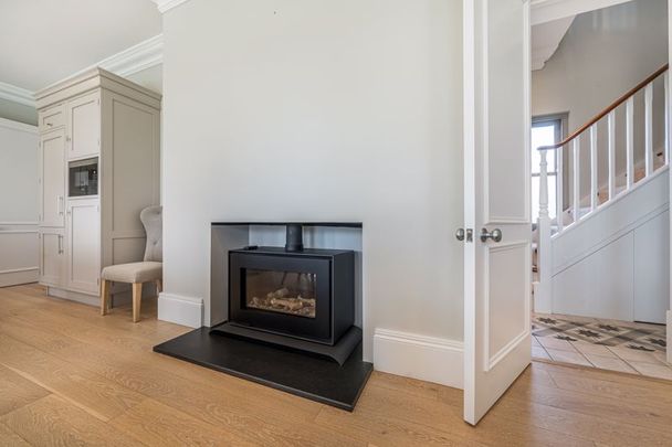 Petworth Road, Wormley, Godalming, Surrey, GU8 - Photo 1