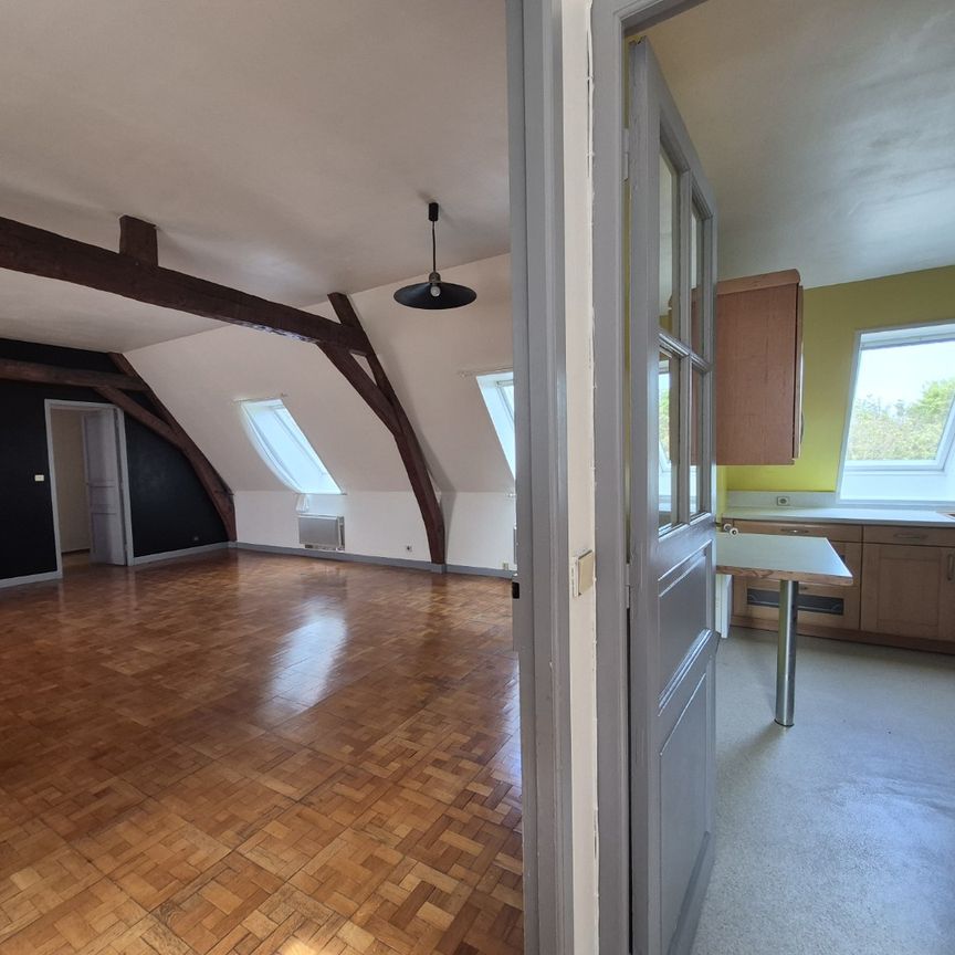 Location Appartement 3 pièces 89m² ST OMER 62500 - Photo 1