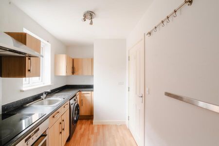 2 bedroom flat to rent - Photo 3