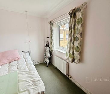 2 bedroom apartment to rent Lymington Road, Highcliffe, Christchurc... - Photo 1