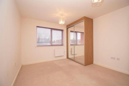2 bedroom flat to rent - Photo 5