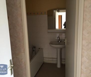 Location Appartement 2 pièces 46m² CHERBOURG OCTEVILLE 50130 - Photo 3