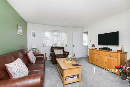 Ocklynge Road, BN21 - Photo 3