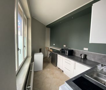CHAMBRE MEUBLEE FACE A L'ECOLE RUBIKA AVEC SDB ET WC PRIVATIFS - CU... - Photo 5