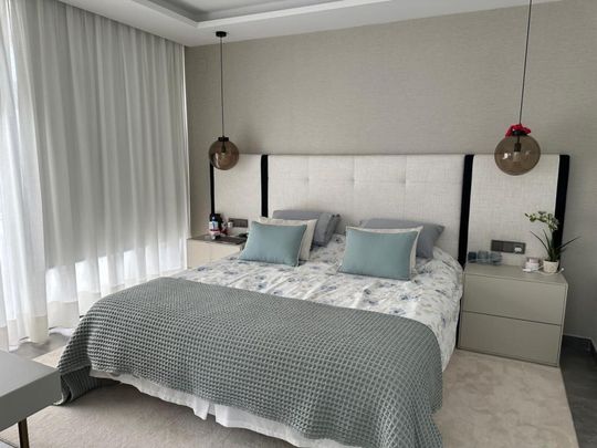 Semi-Detached House in Puerto Banús - Photo 1