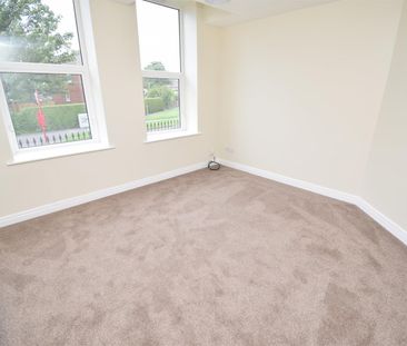 The Gables, Park Lodge Lane - Photo 2