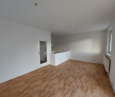 Große Wohnung / Balkon / Aufzug - Foto 1