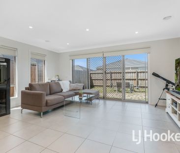 Comfort & Convenience in a Prime Officer Location - Photo 2