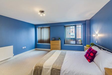 2 bedroom flat to rent - Photo 3