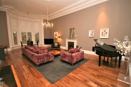 Park Gardens, Spectacular 2 Bedroom Apartment, Park District, Glasgow – Available 12/01/2026 - Photo 2
