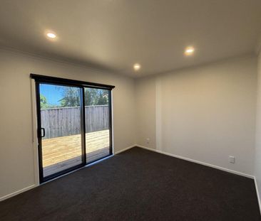 Near new in Durie Hill - Photo 4