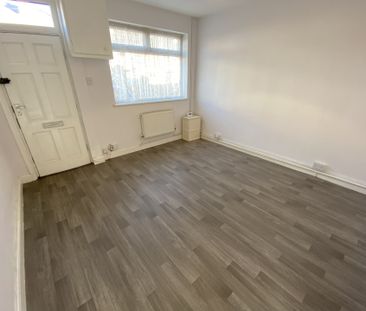 Nottingham Road, ILKESTON - Photo 6