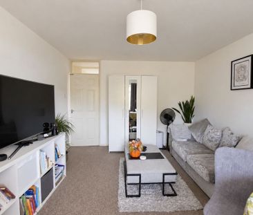 Goldthorne Close, Maidstone - Photo 2