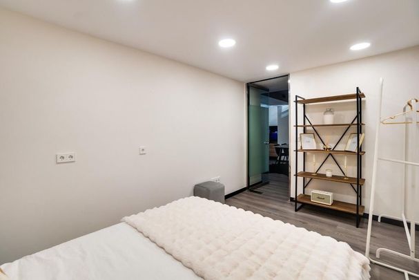 2 room luxury Apartment for rent in Palma de Mallorca, Balearic Islands - Photo 1