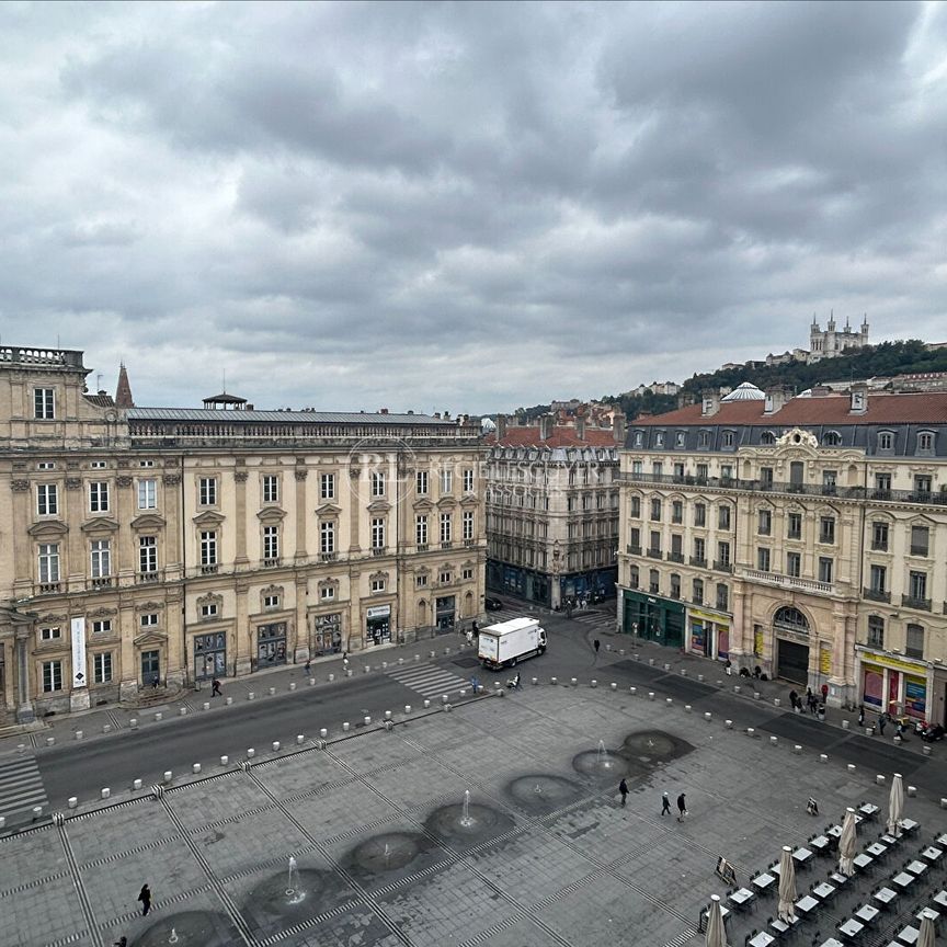 F3 - Place des Terreaux LYON 1 , Lyon - Photo 1