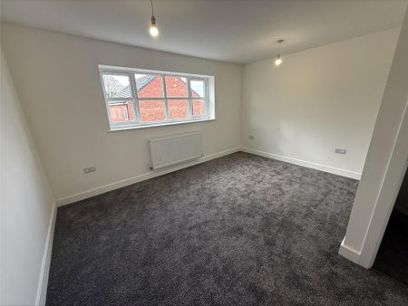 3 bedroom semi-detached house to rent - Photo 4