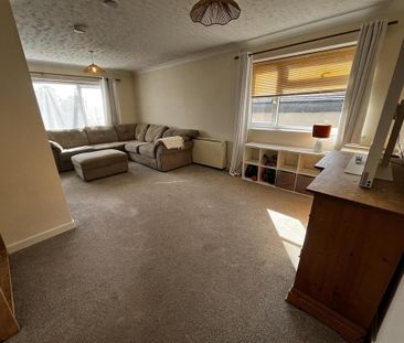 3 bedroom detached bungalow to rent - Photo 6