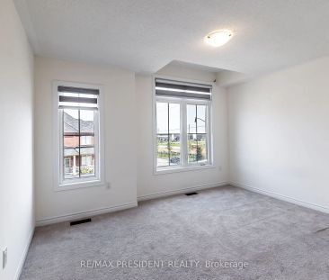 Condo Townhouse For Lease | W9244604 - Photo 4