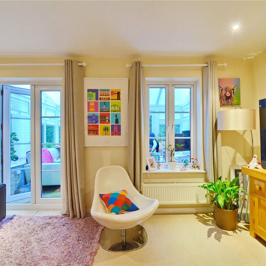 Pear Tree Avenue, Long Ashton - Photo 1