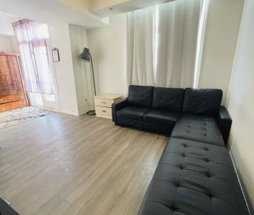 20 Halliford Place #112 - Photo 6