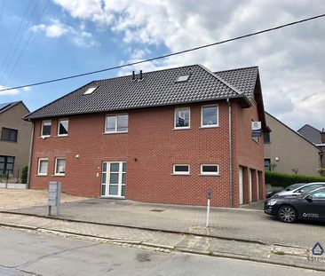 Ruime 2 slaapkamers appartement met garage te Aaigem - Photo 1