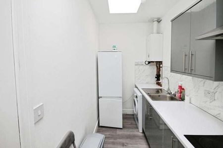 White Lane, Gleadless, Sheffield, S12 - Photo 3