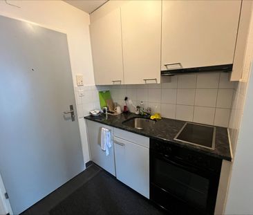 Gemütliche 1.0-Zi. Wohnung an urbaner Lage - Photo 2