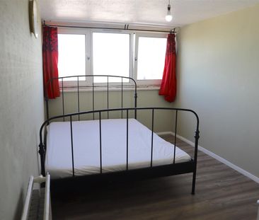 Biscoe Close, Hounslow - Photo 3