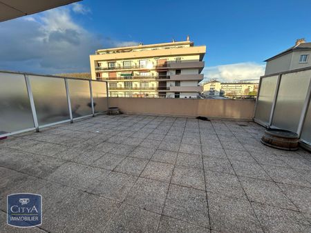 Location Appartement 1 pièce 49m² BOURGES 18000 - Photo 5