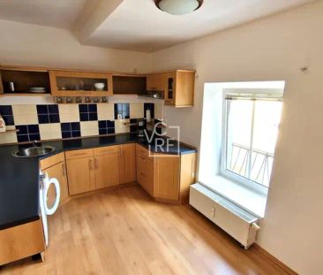 Pronájem zděného bytu 2+kk v centru Trutnova – pěší zóna. - Photo 2