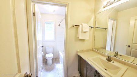 For Lease - 155 Yacht Drive, Clarington, Ontario - Photo 5