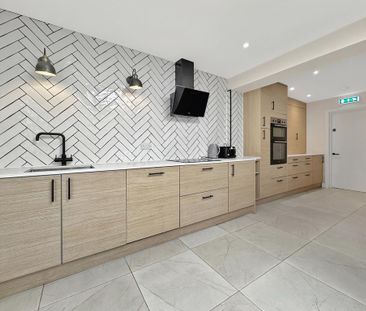 1 bedroom in a house share to rent - Photo 6