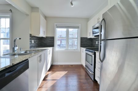 594 Meadowcreek Cir - Photo 2