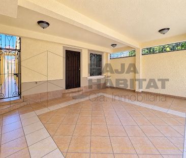 Casa Ampliada en RENTA en Santa Fe 3ra. Sección | 4 recámaras + jac... - Photo 4