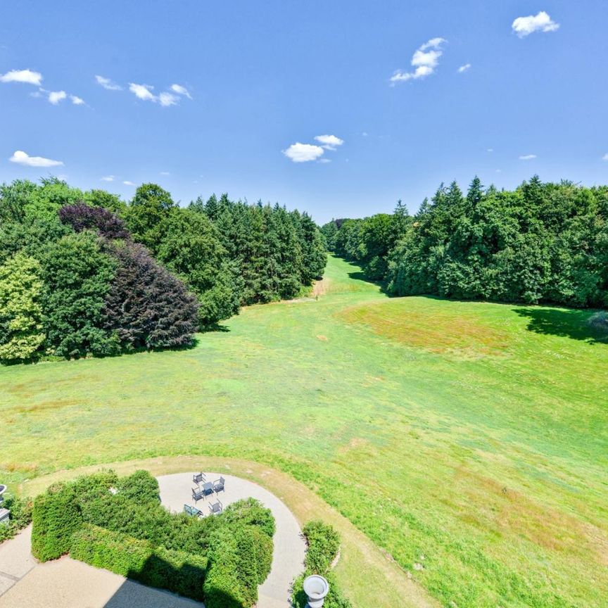 Duplex de standing ±326 m² – 2CH - Photo 1