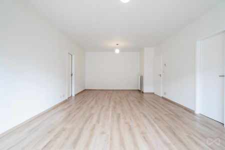 Appartement met twee slaapkamers in Evere - Photo 3