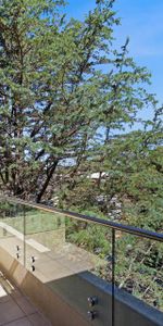 Two Bedroom Apartment In Prime Location - Photo 3