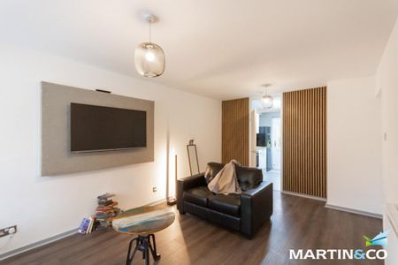 2 bedroom ground floor maisonette to rent - Photo 2