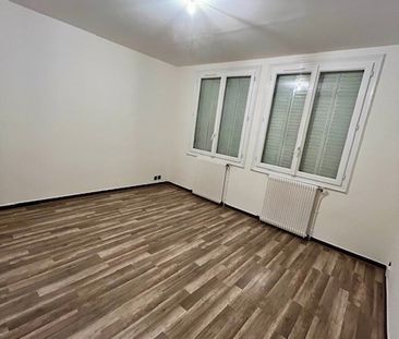 Location Appartement 2 pièces 40m² ATHIS MONS 91200 - Photo 1