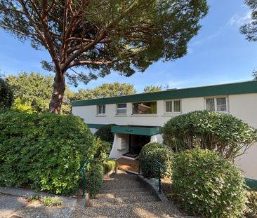 Location Appartement 3 pièces 80m² VILLENEUVE LES AVIGNON 30400 - Photo 6