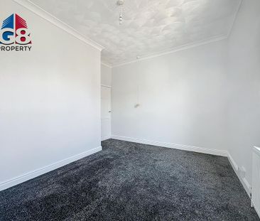 2 bedroom end of terrace house to rent - Photo 5