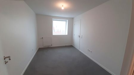 location Appartement F2 DE 39.29m² À ROMAINVILLE - Photo 2