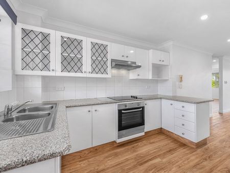 5/24 Baragoola Street, Coorparoo QLD 4151 - Apartment For Rent | Domain - Photo 4