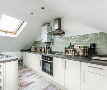 2 bedroom maisonette to rent - Photo 5