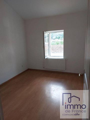 Location appartement t4 63 m² à Sainte-Foy-l'Argentière (69610) - Photo 3