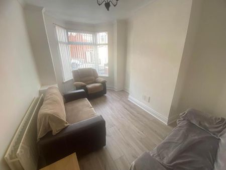 25 Rosebery Road, Belfast, BT6 8JA - Photo 2
